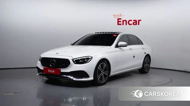 Mercedes-Benz E-Class W213 2022 Белый из Кореи