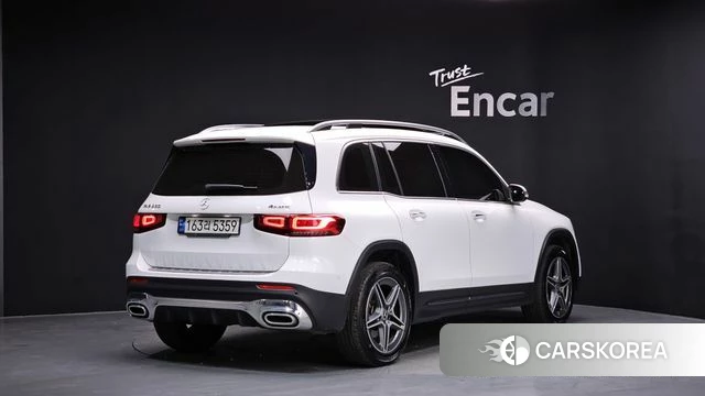 Mercedes-Benz GLB-Class X247 2021 Белый из Кореи