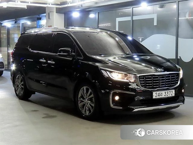 Kia The New Carnival 2018 Черный из Кореи