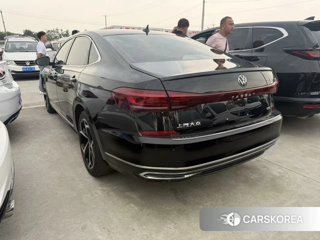 Volkswagen Passat 2023 Черный из Китая