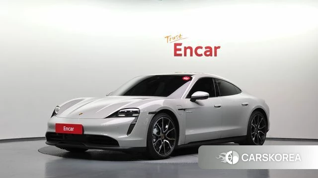 Porsche Taycan 2024 Серебристо-серый из Кореи