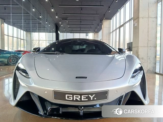 McLaren Artura 2023 Серебряный из Кореи