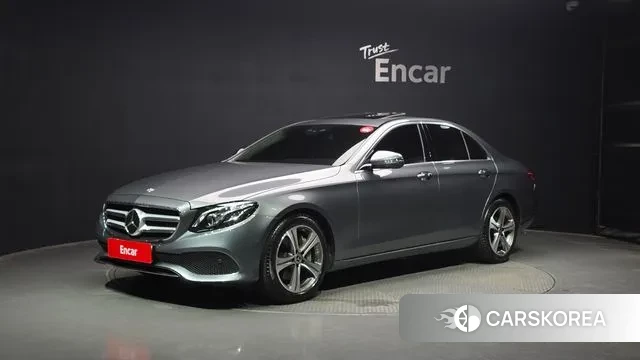 Mercedes-Benz E-Class W213 2020 Серый из Кореи