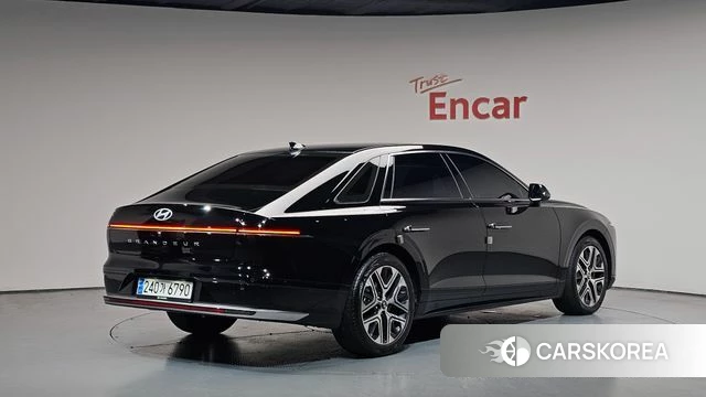Hyundai Grandeur (GN7) 2023 Черный из Кореи