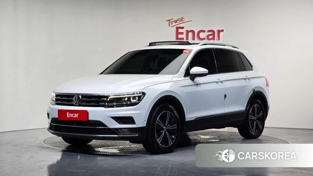 Volkswagen Tiguan second Generation 2019 Белый из Кореи