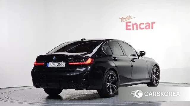 BMW 3 Series (G20) 2023 Черный из Кореи