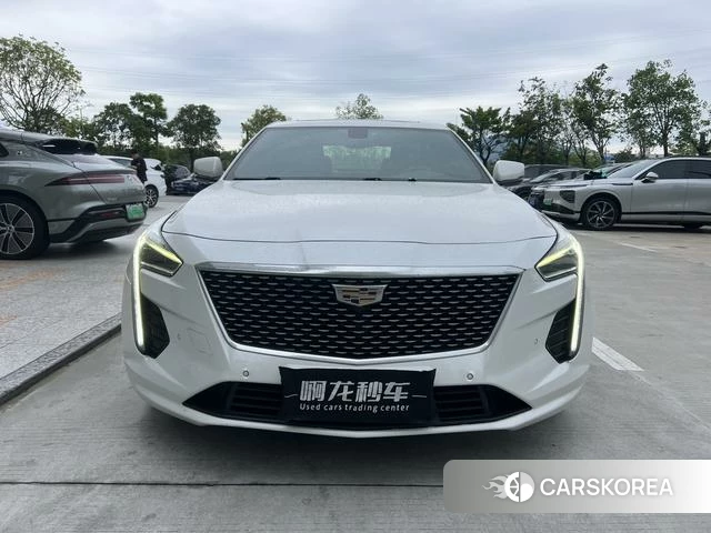 Cadillac CT6 2021 Белый из Китая