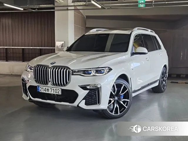 BMW X7 (G07) 2022 Белый из Кореи