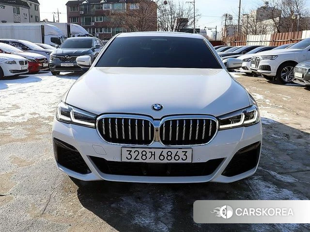BMW 5 Series (G30) 2021 Белый из Кореи
