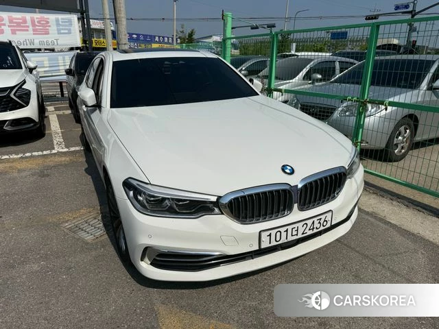 BMW 5 Series (G30) 2019 Жемчужный цвет из Кореи