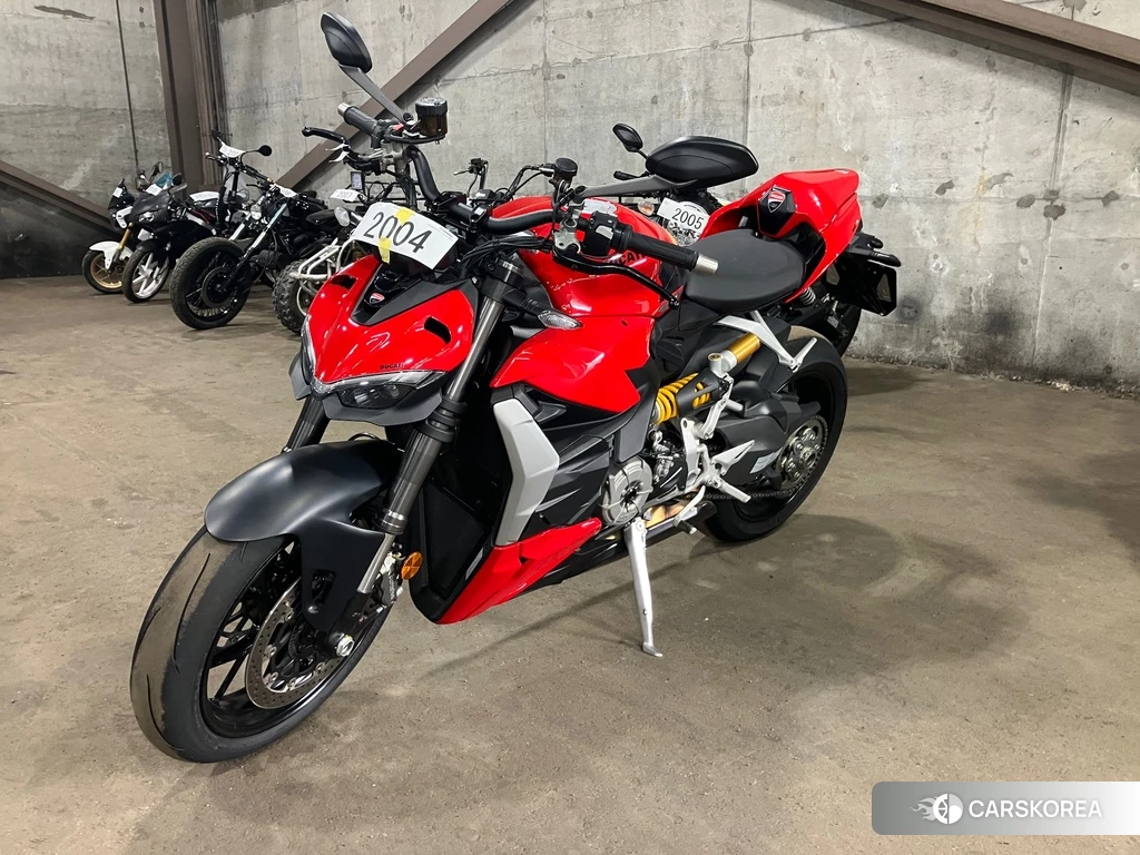 Проданный Ducati STREETFIGHTER V2 2022 из Японии