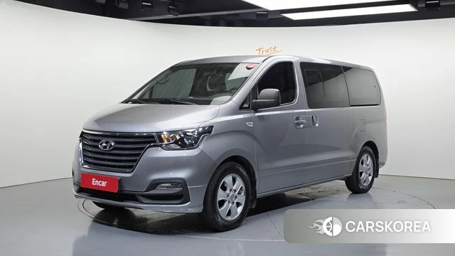 Hyundai The New Grand Starex 2019 Серебристо-серый из Кореи