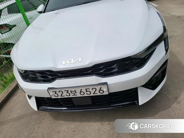 Kia The New K5 3rd generation 2024 Белый из Кореи