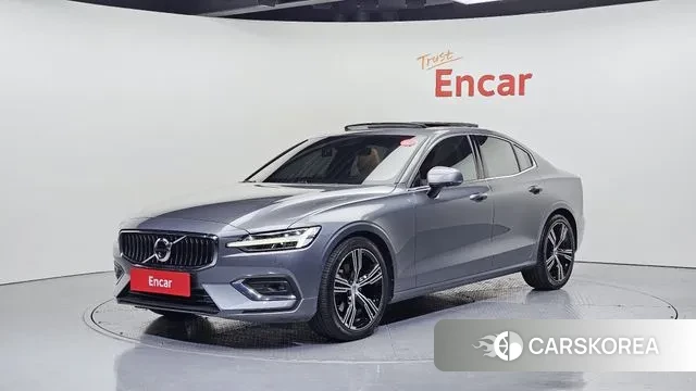 Volvo S60 3rd generation 2021 Светло-серебряный цвет из Кореи