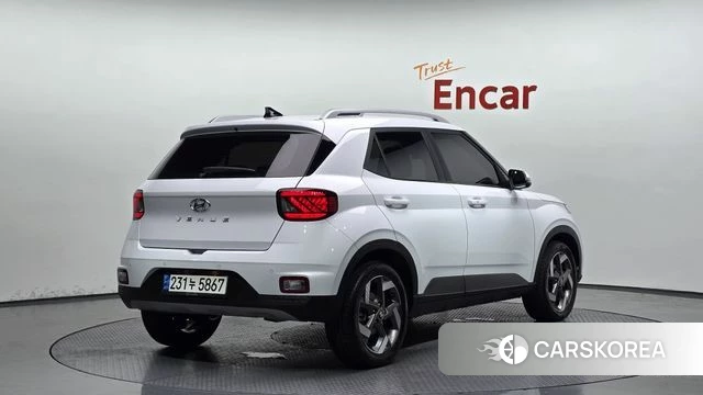 Hyundai Venue 2021 Белый из Кореи