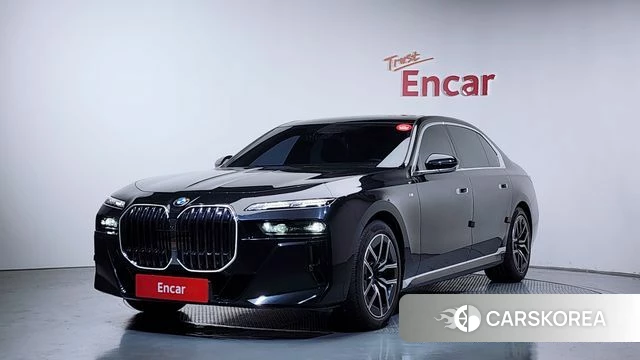 BMW 7 Series (G70) 2023 Черный из Кореи
