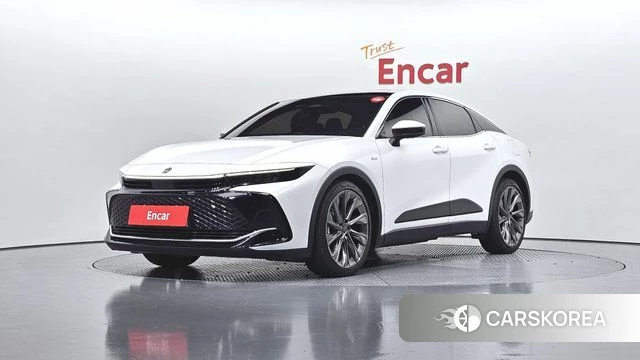 Toyota Crown Crossover 2024 Белый из Кореи