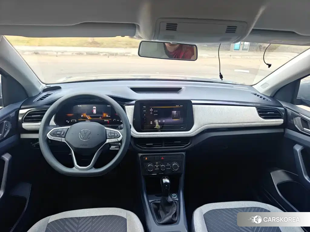 Volkswagen Tharu 2025 Silver/gray из Китая