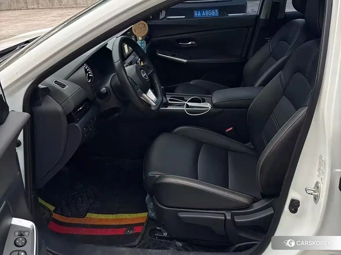 Nissan Sylphy 2025 Белый из Китая