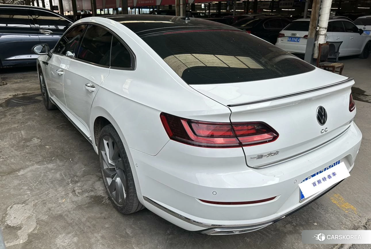 Volkswagen CC 2022 Белый из Китая