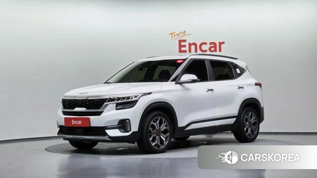 Kia Seltos 2022 Белый из Кореи