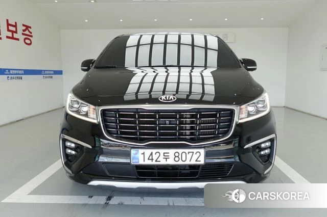Kia The New Carnival 2018 Черный из Кореи