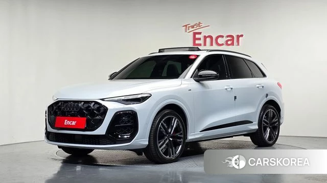 Audi Q5 (80A) 2025 Белый из Кореи