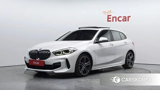 BMW 1 Series (F40) 2023 Белый из Кореи
