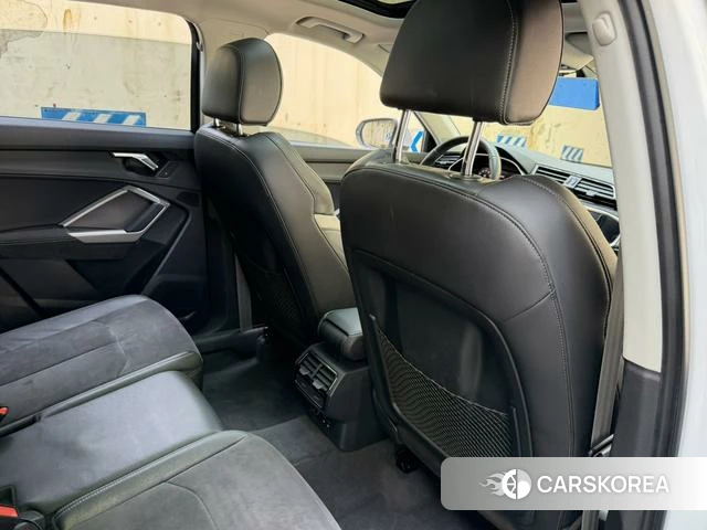 Audi Q3 2020 Белый из Китая