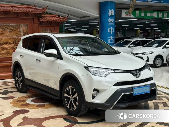 Toyota RAV4 Rongfang 2018 Белый из Китая