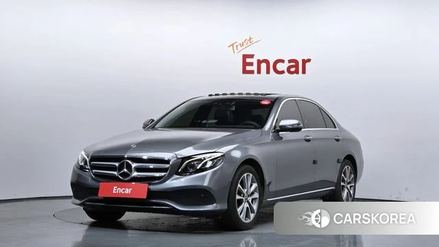 Mercedes-Benz E-Class W213 2019 Серый из Кореи