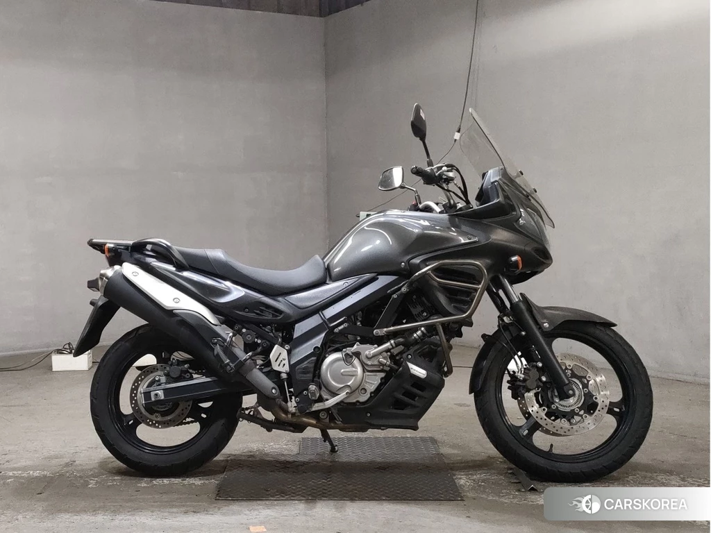 Проданный Suzuki V-STROM 650 DL650 2013 из Японии, фото 2