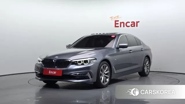 BMW 5 Series (G30) 2018 Серый из Кореи