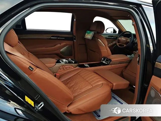 Genesis G90 2021 Черный из Кореи