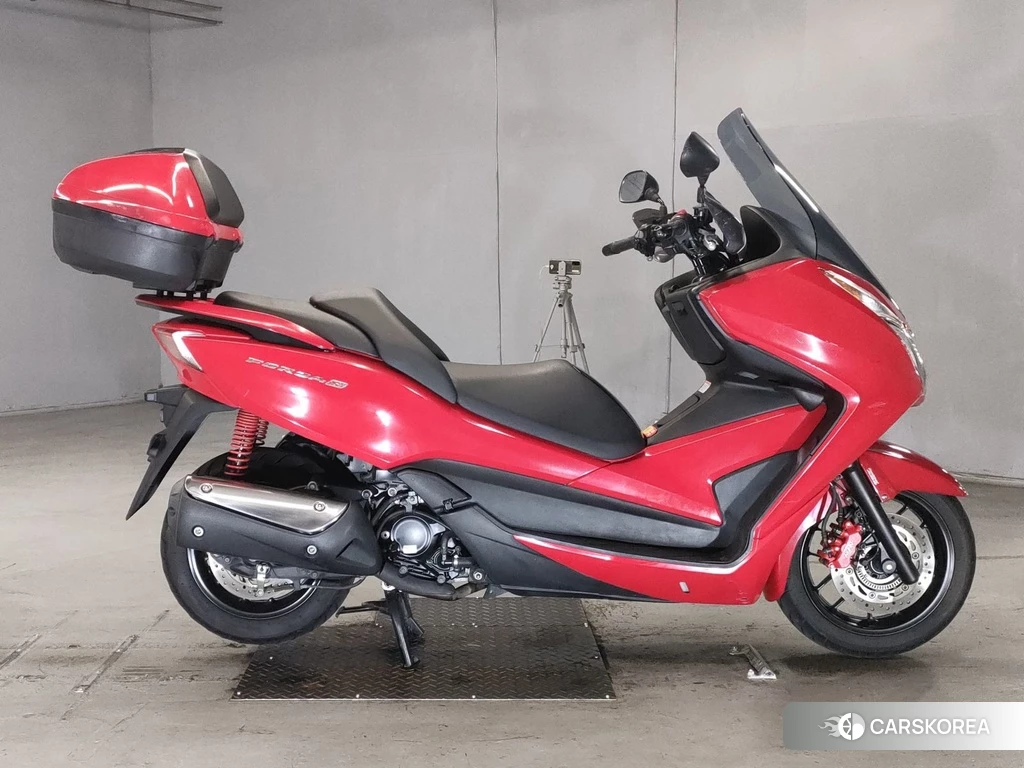 Проданный Honda FORZA 2013 из Японии, фото 2