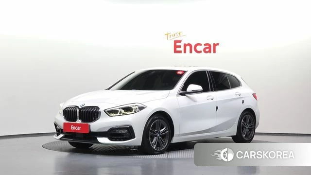 BMW 1 Series (F40) 2021 Белый из Кореи