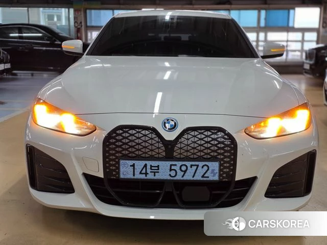 BMW i4 2025 Белый из Кореи