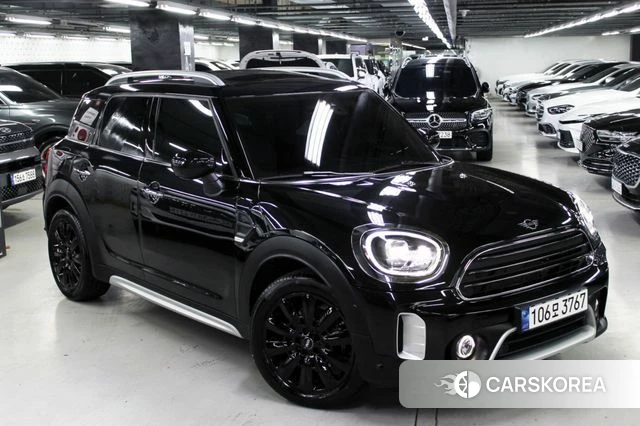 Mini Cooper Countryman 2024 Черный из Кореи