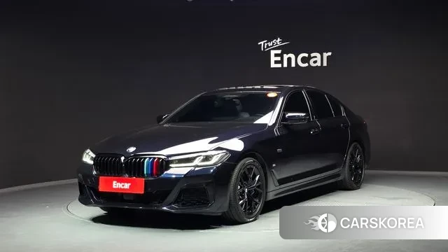 BMW 5 Series (G30) 2021 Черный из Кореи