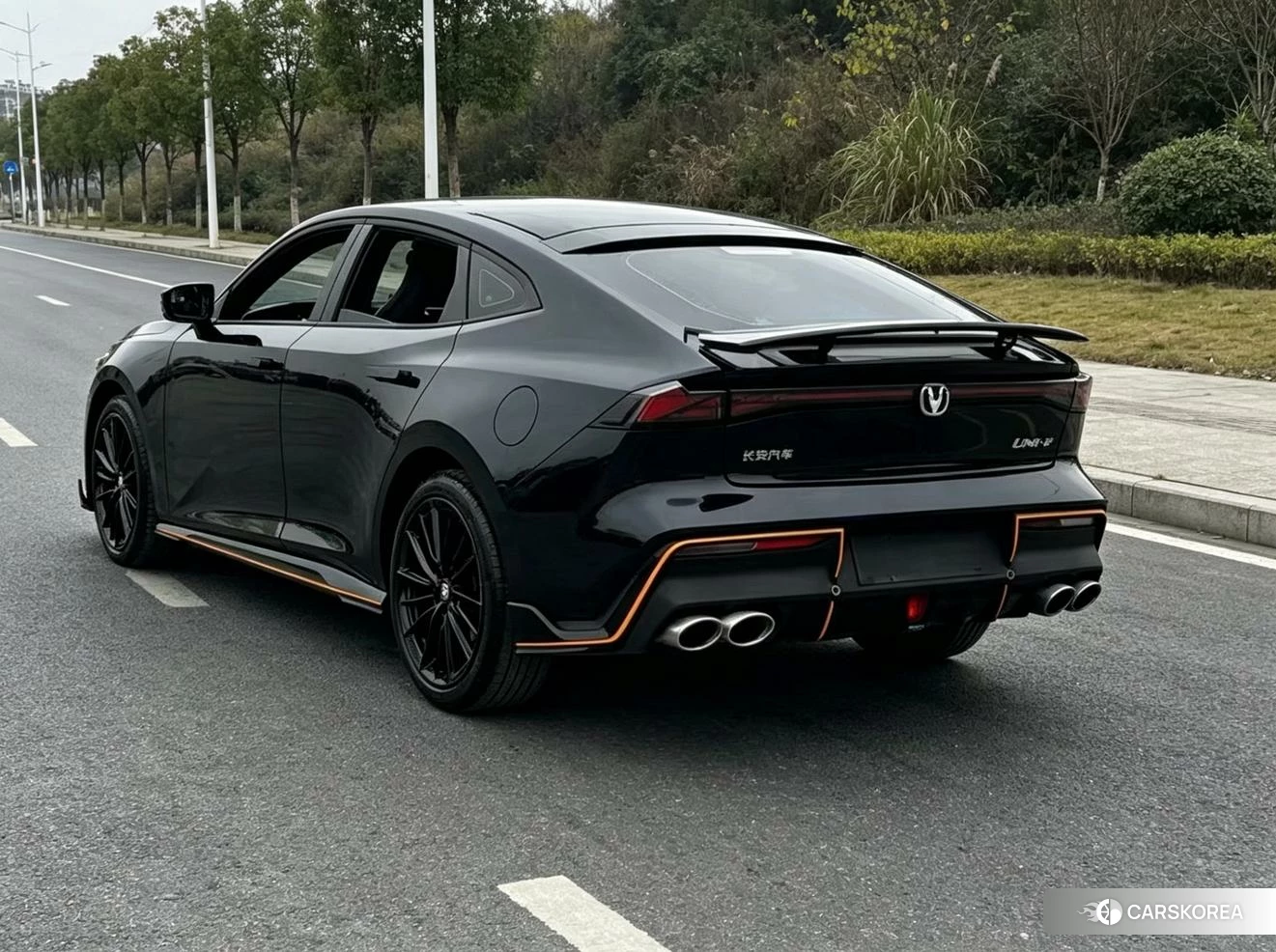 Chang'an UNI-V 2022 Черный из Китая