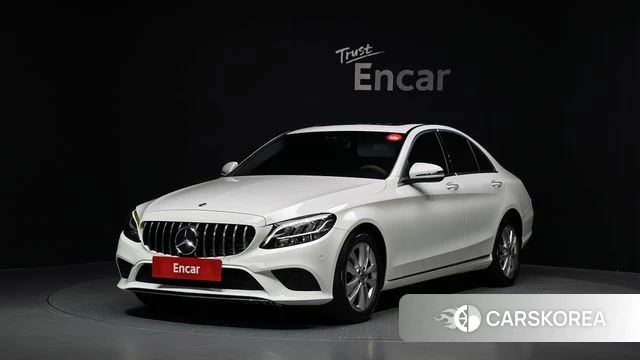 Mercedes-Benz C-Class W205 2019 Белый из Кореи