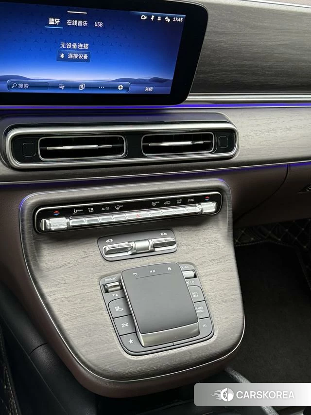 Mercedes-Benz V-class 2024 Черный из Китая