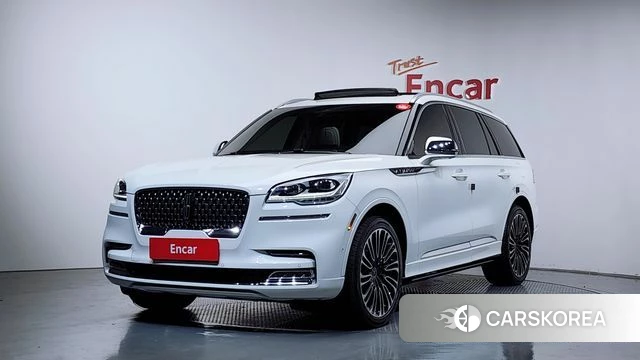 Lincoln Aviator 2nd generation 2021 Белый из Кореи