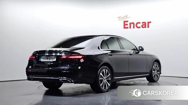 Mercedes-Benz E-Class W213 2021 Черный из Кореи
