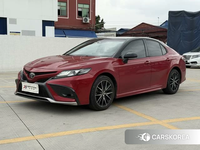Toyota Camry 2021 Красный из Китая