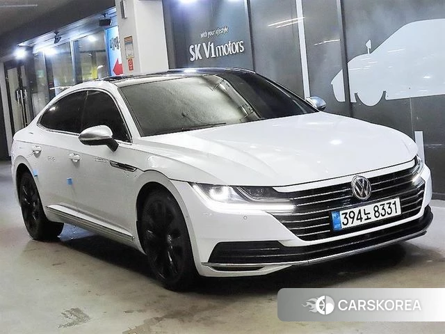 Volkswagen Arteon 2019 Белый из Кореи