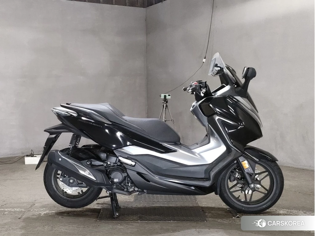 Проданный Honda FORZA 2018 из Японии