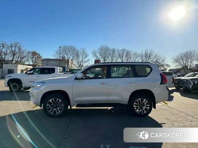 Toyota Prado (imported) 2024 Белый из Китая