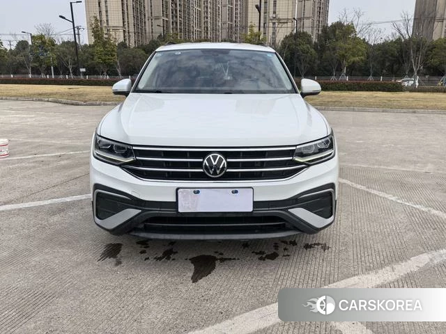 Volkswagen Tiguan L 2022 Белый из Китая