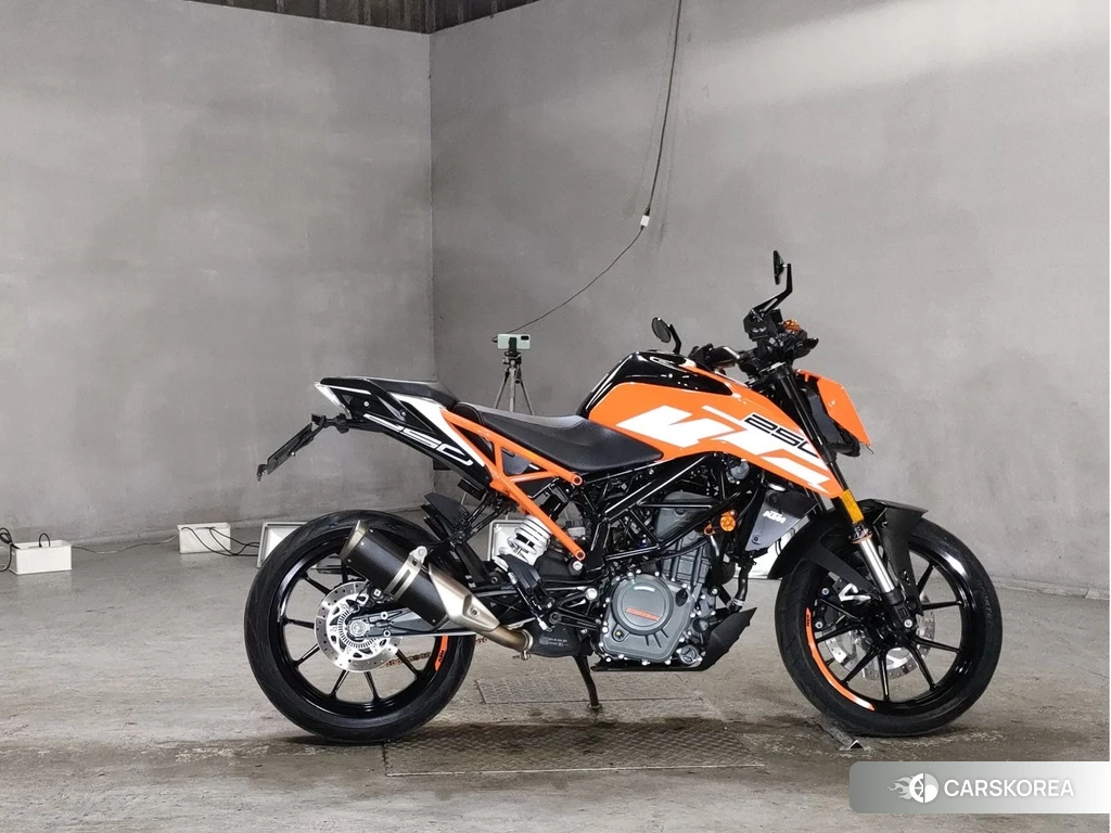 Проданный KTM 250 DUKE 2017 из Японии, фото 2